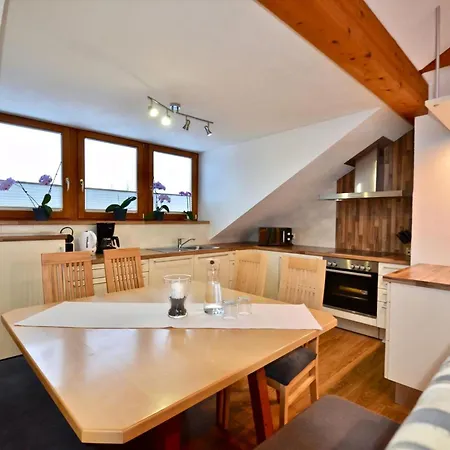 Hildegard In Apartment Umhausen